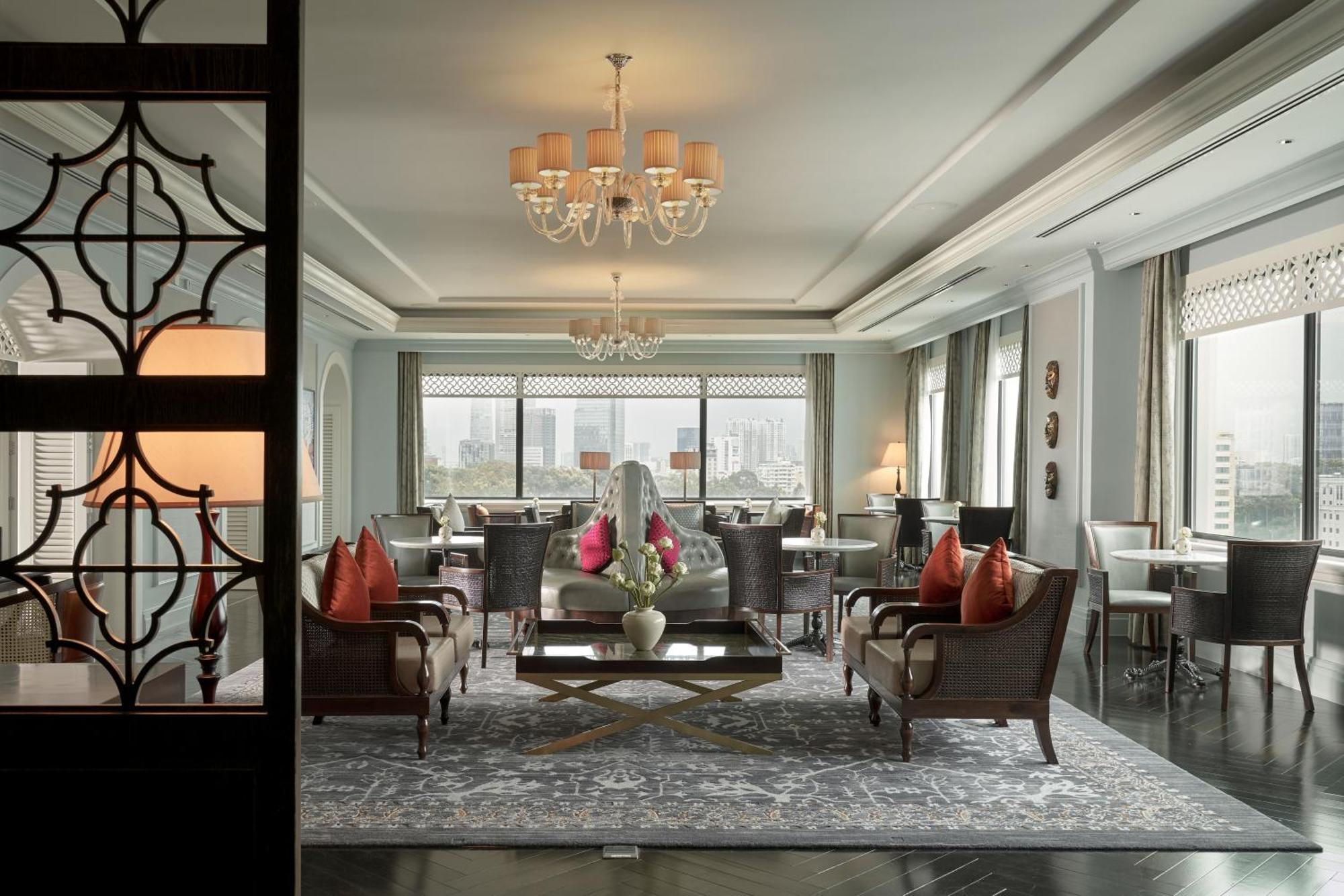 Mai House Saigon Hotel Хошимін Екстер'єр фото The living room of a Presidential Suite at The St. Regis Beijing