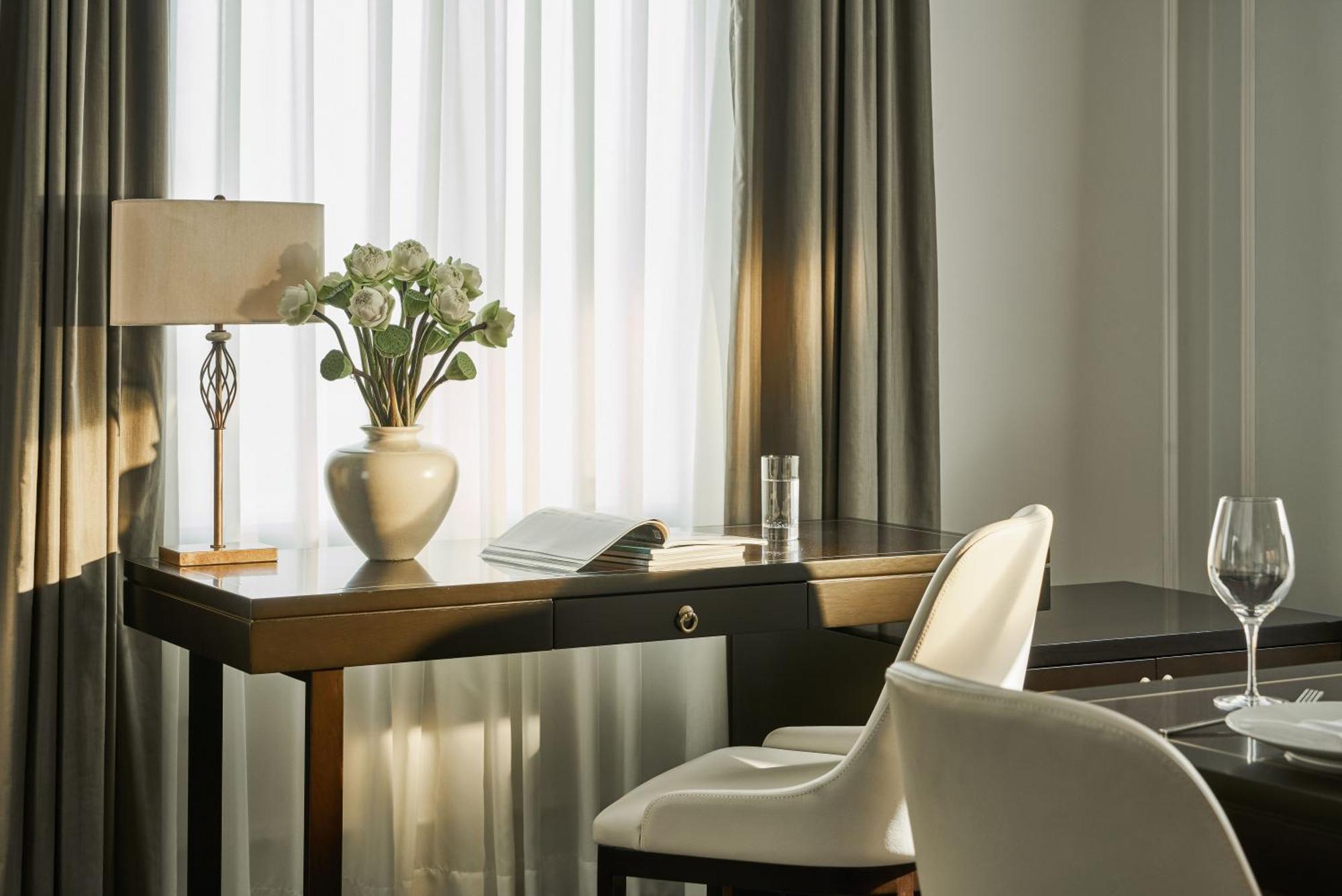 Mai House Saigon Hotel Хошимін Екстер'єр фото